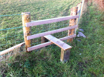 WOODEN STILE